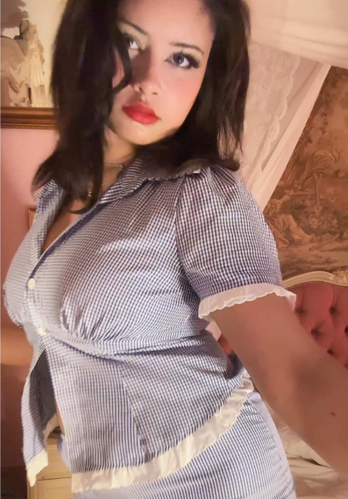 @Velvet
