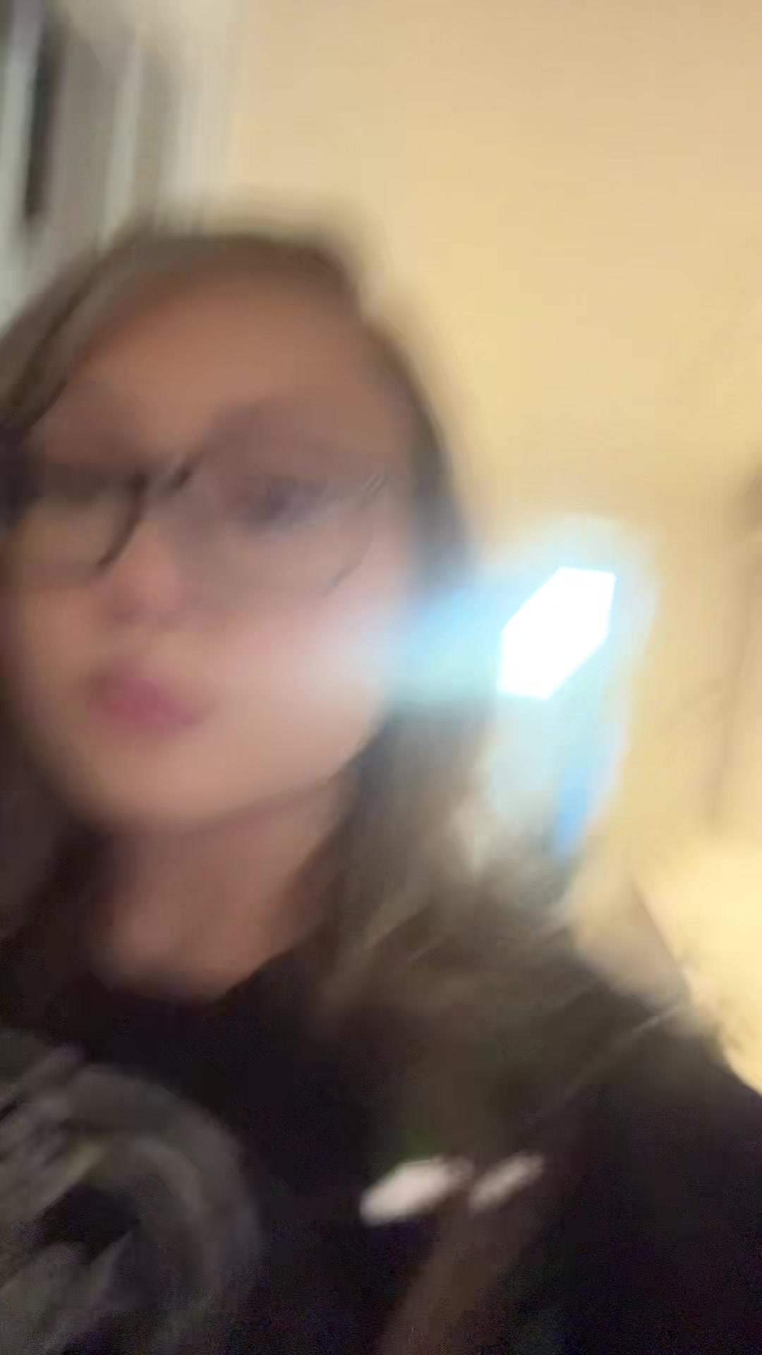 @🪩