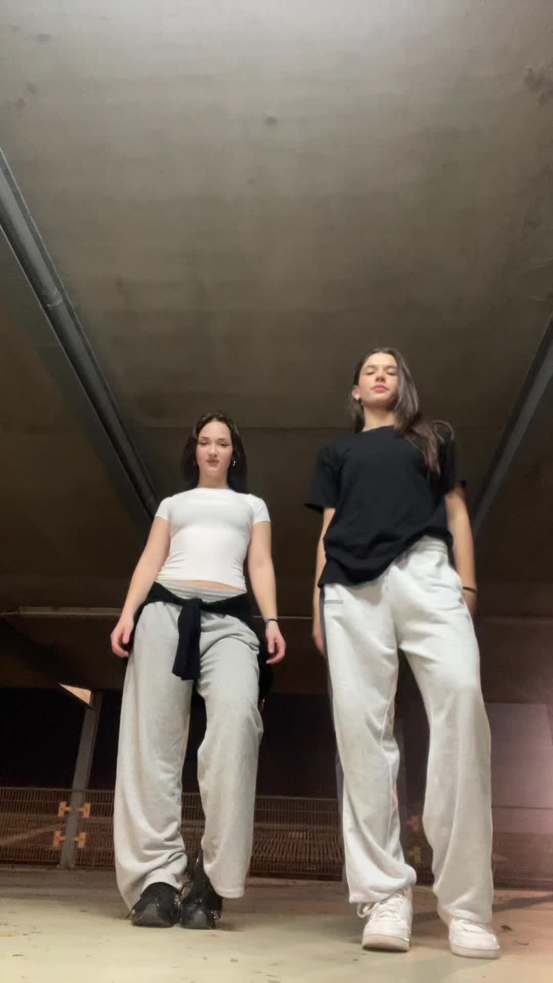 @variablexcrew