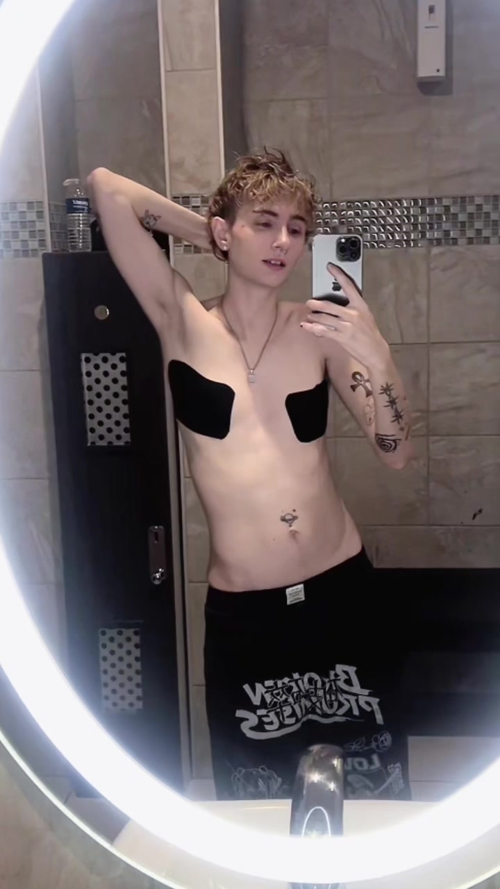 @𝕷