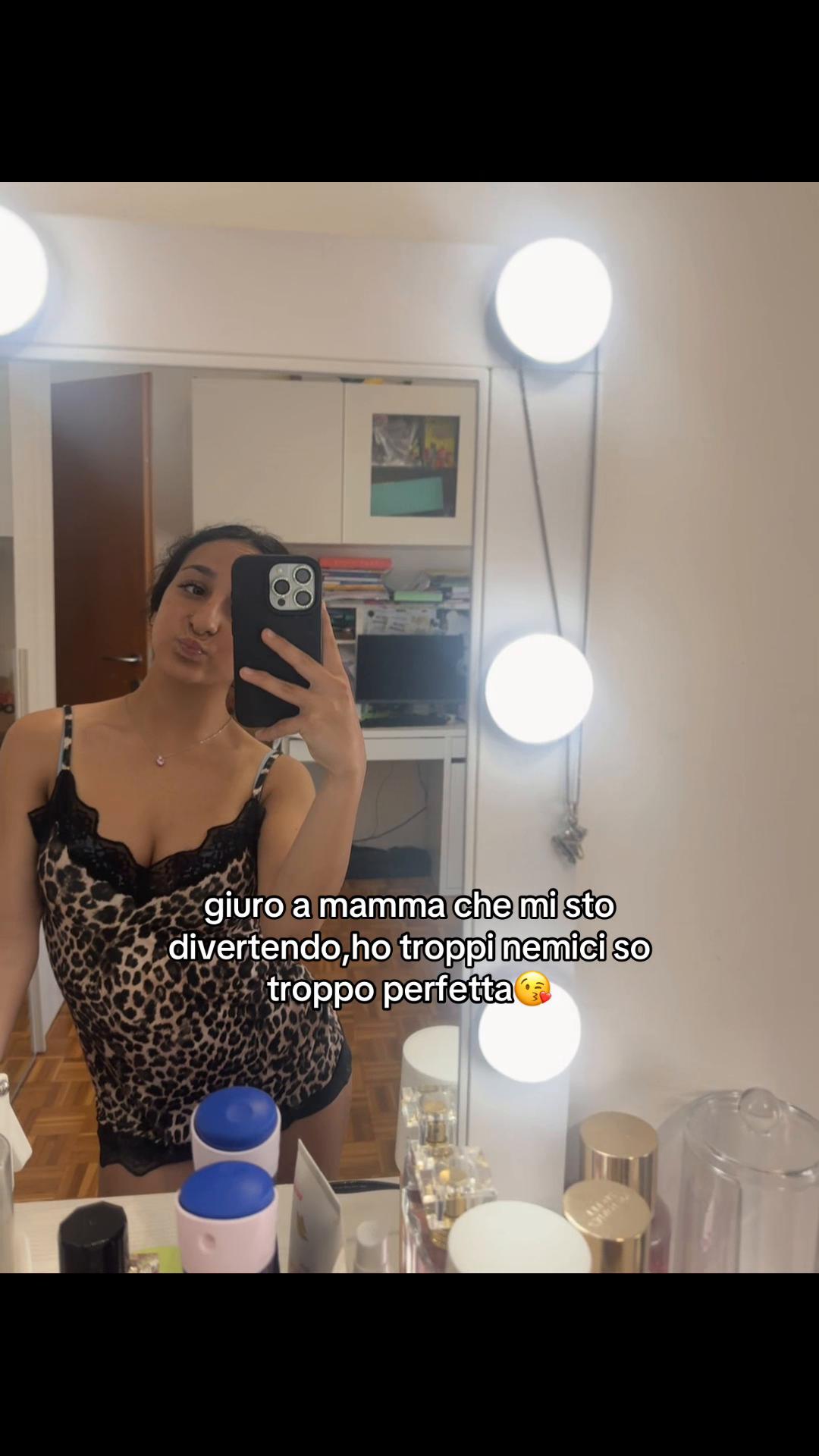 @spamm.della.ariiii