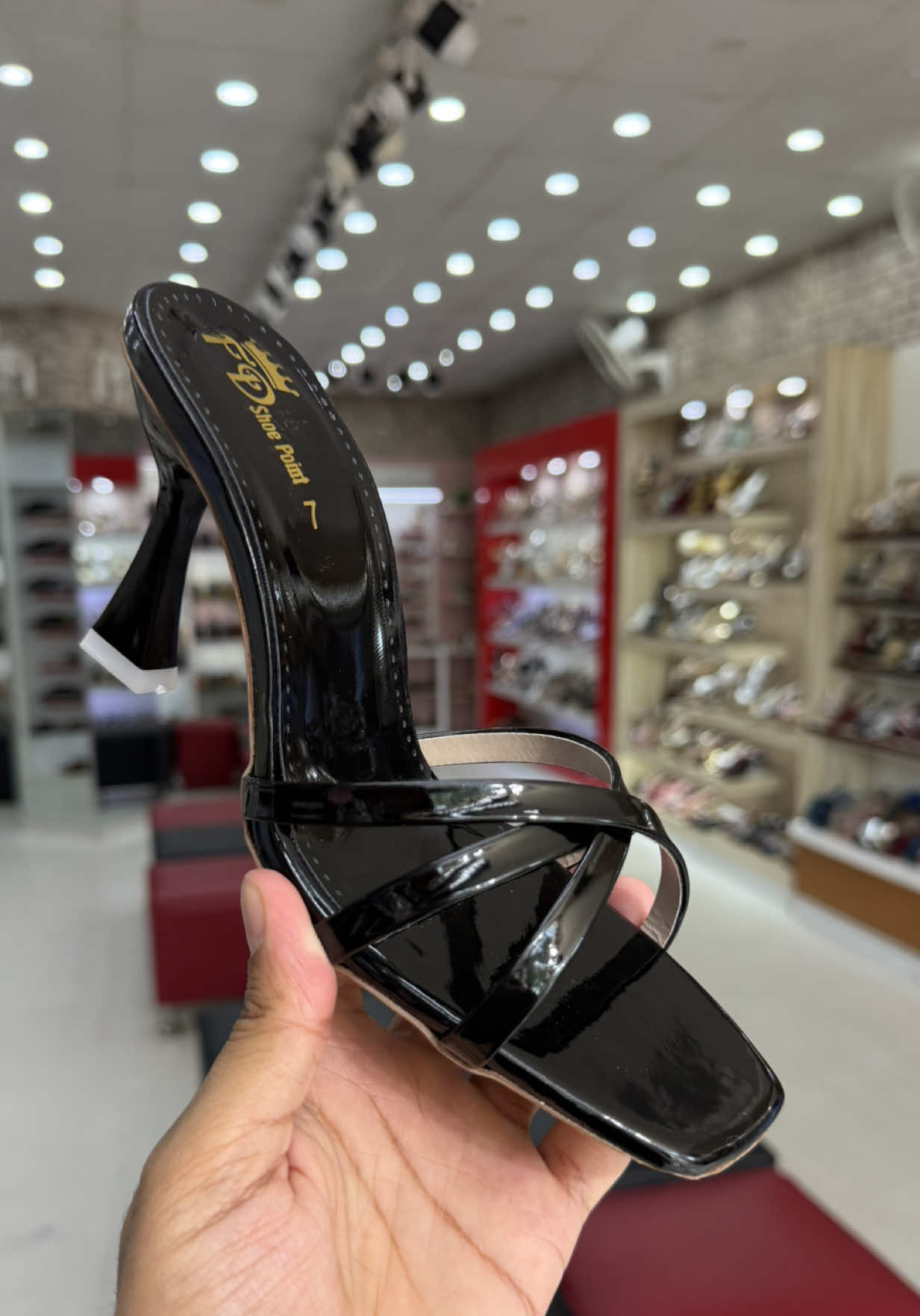 @English shoes Layyah