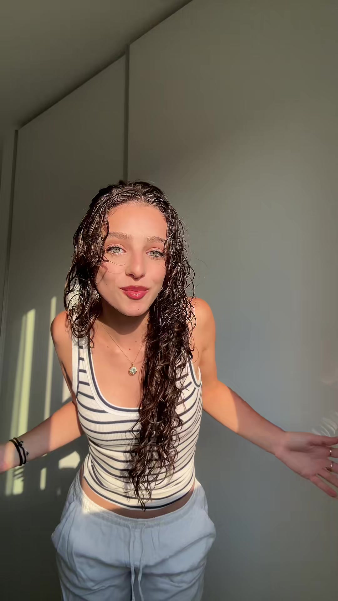 @Nefieee