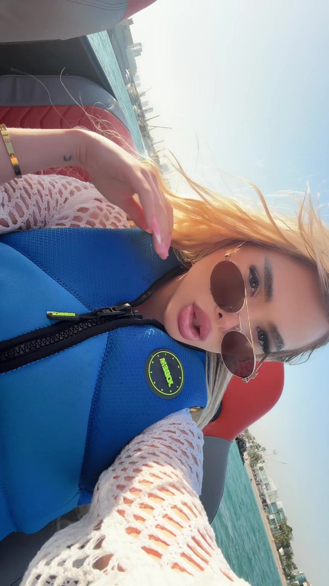 @Melanie🐉