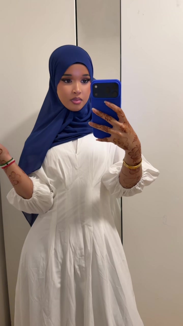 @𝓗