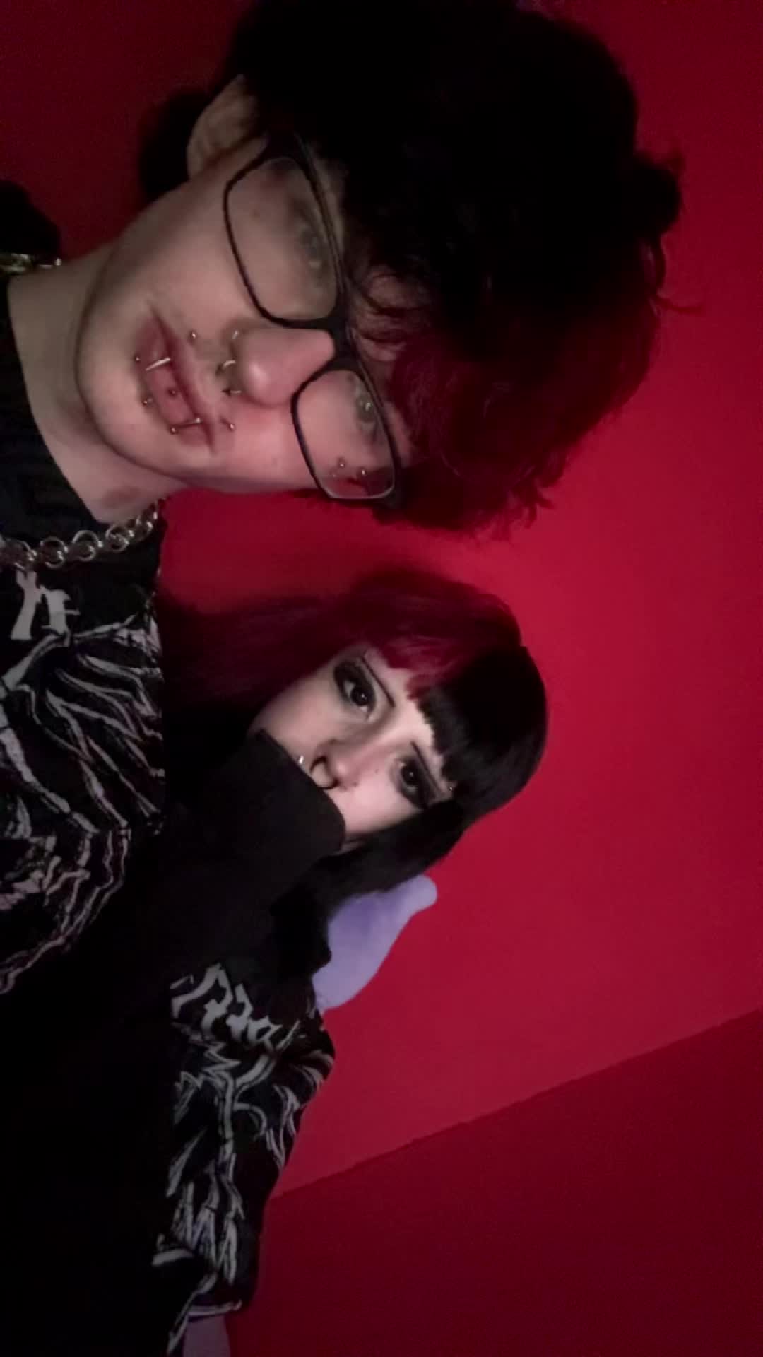 @🦇