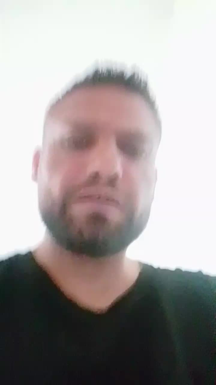 @Viktor J&oacute;n&aacute;s