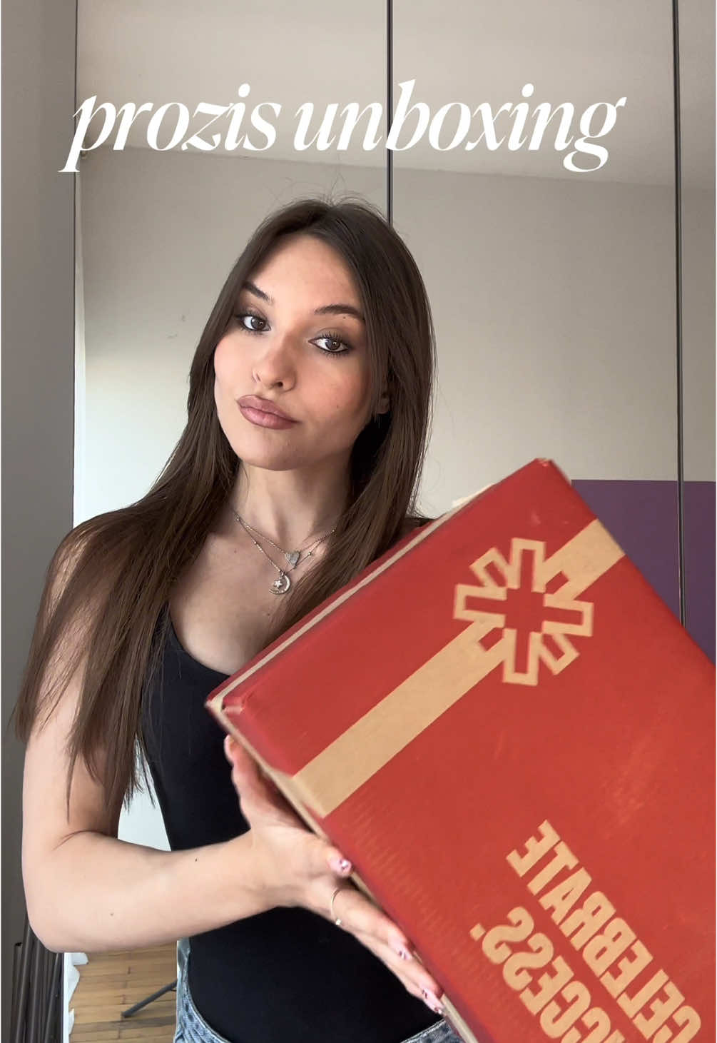 @itsnickynicole01