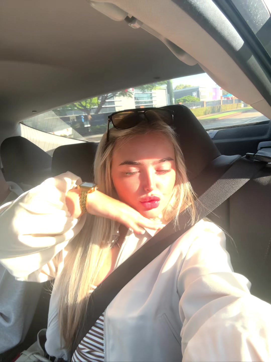 @Melissabarnes