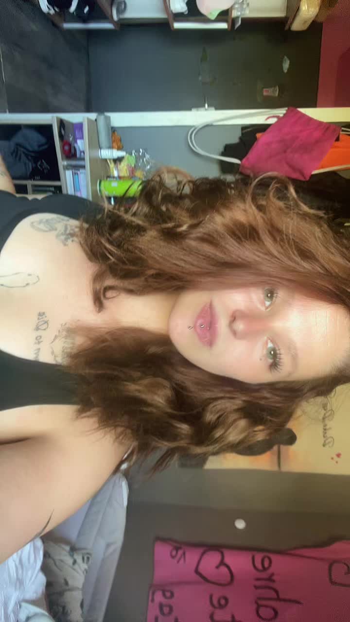 @Angy_187