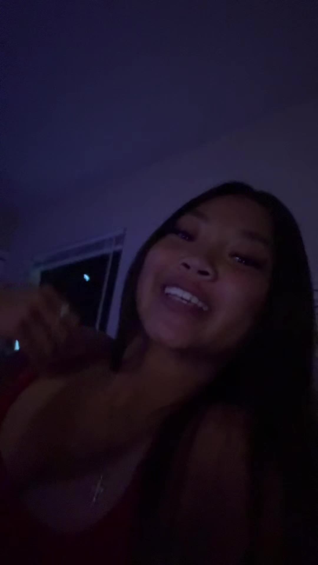 @𝒸𝒽𝑒𝓎𝑒𝓃𝓃𝑒 😉