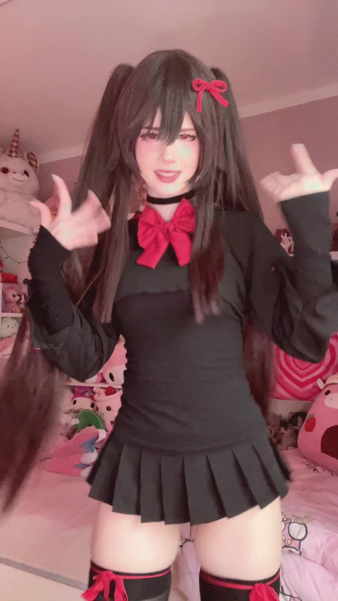 @twitch.tv/isiicos