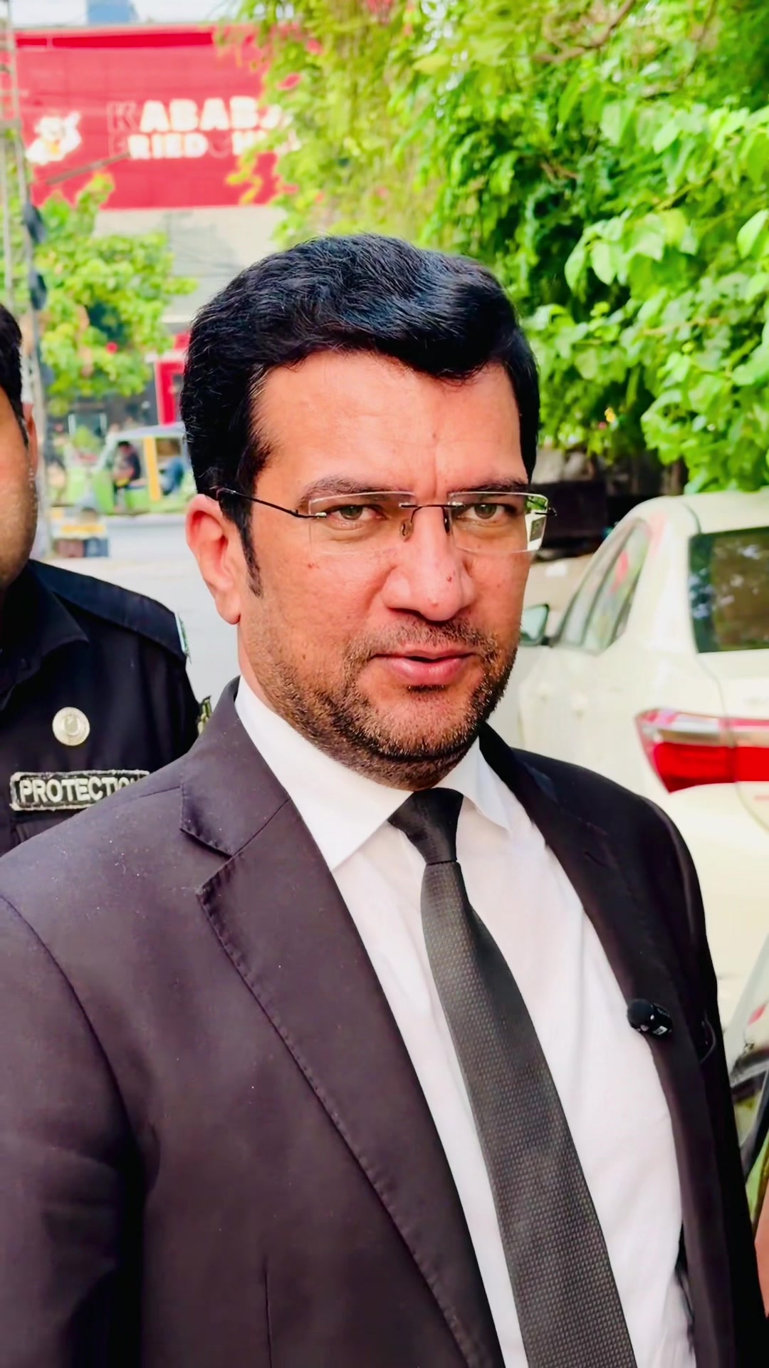 @Malik Faheem Khokhar