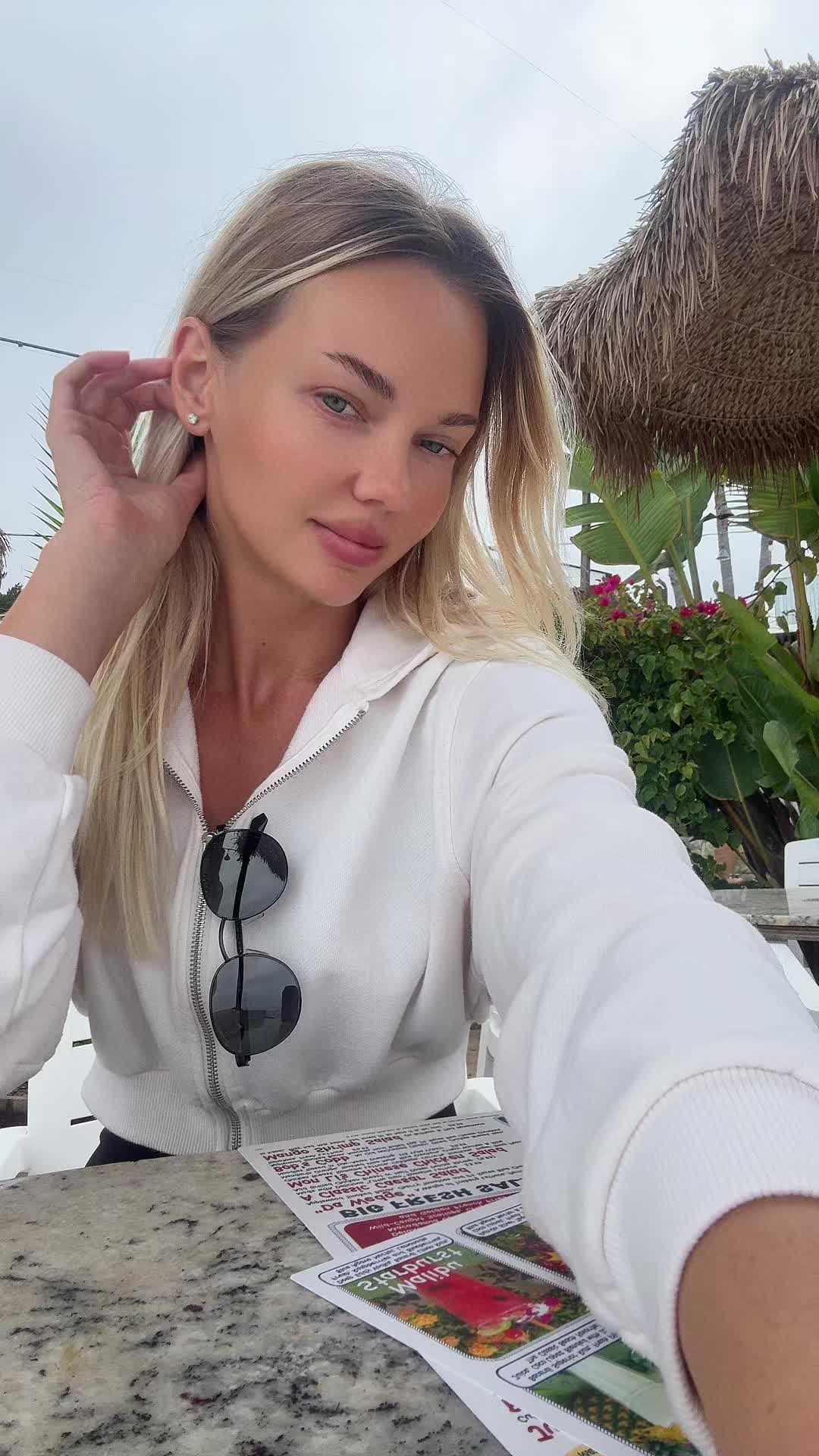 @Inst: iamblonde_girl
