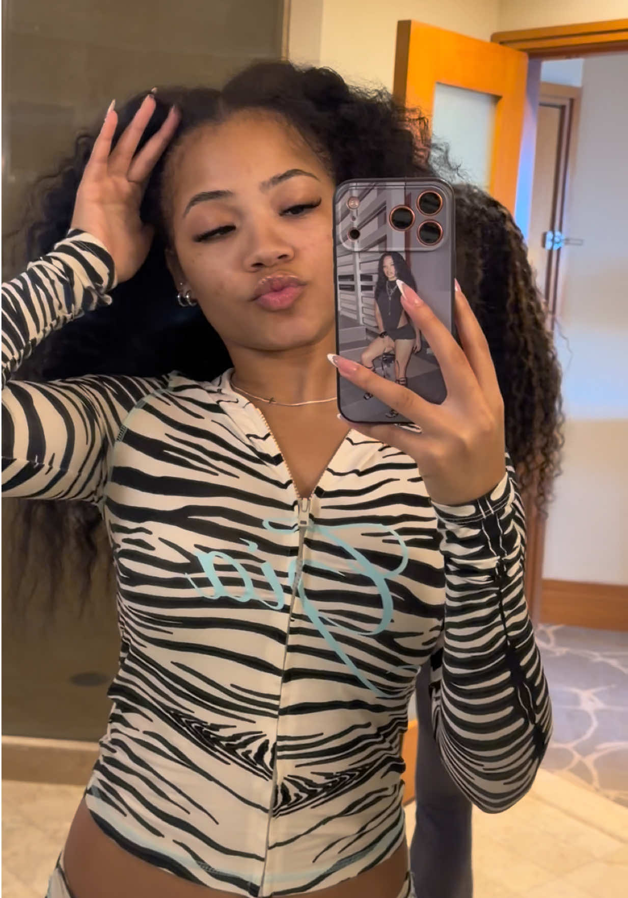 @Saniya Ti&rsquo;erra