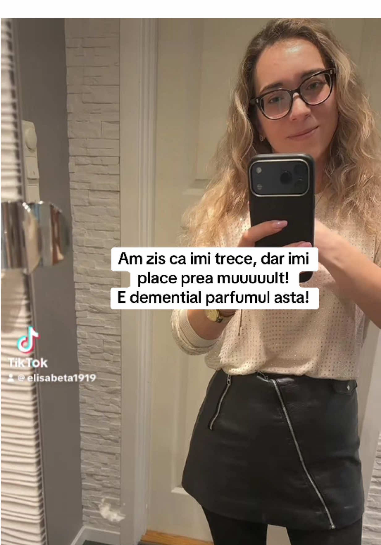 @Elisabeta🇳🇴🇷🇴