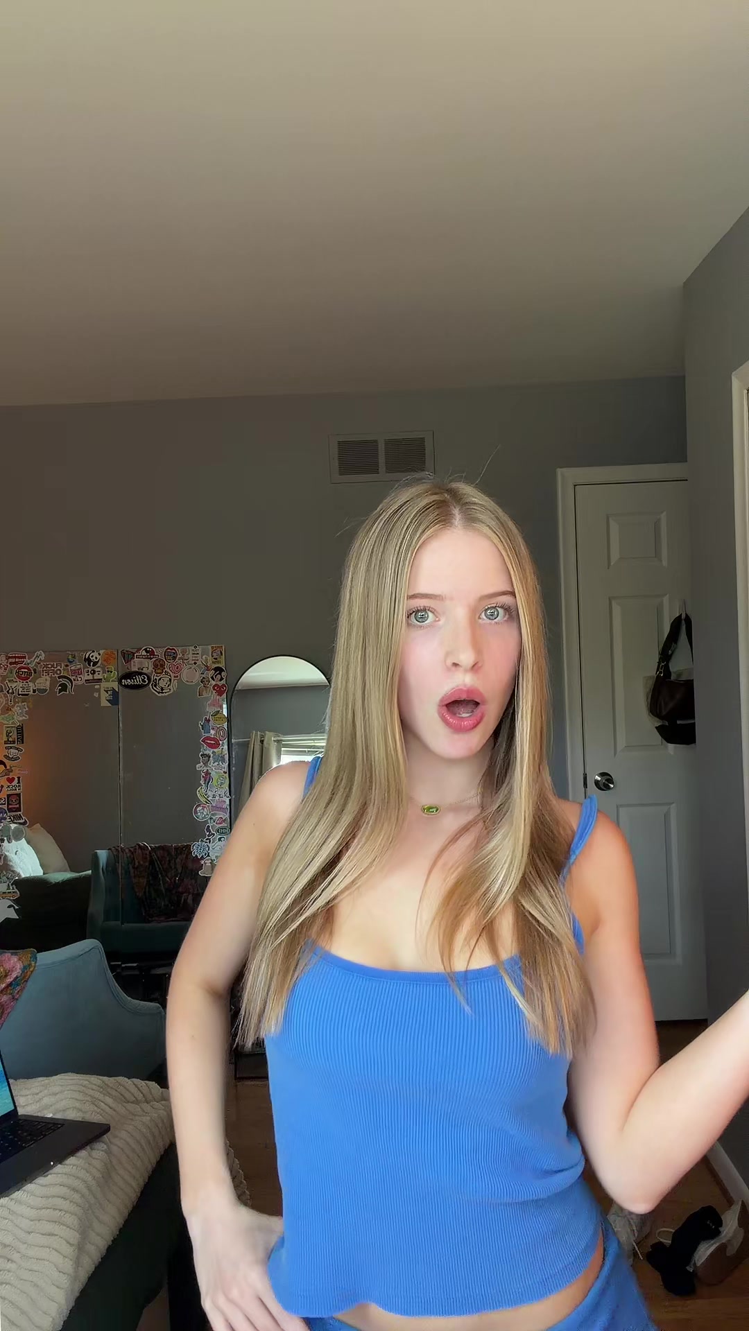 @ellie😛