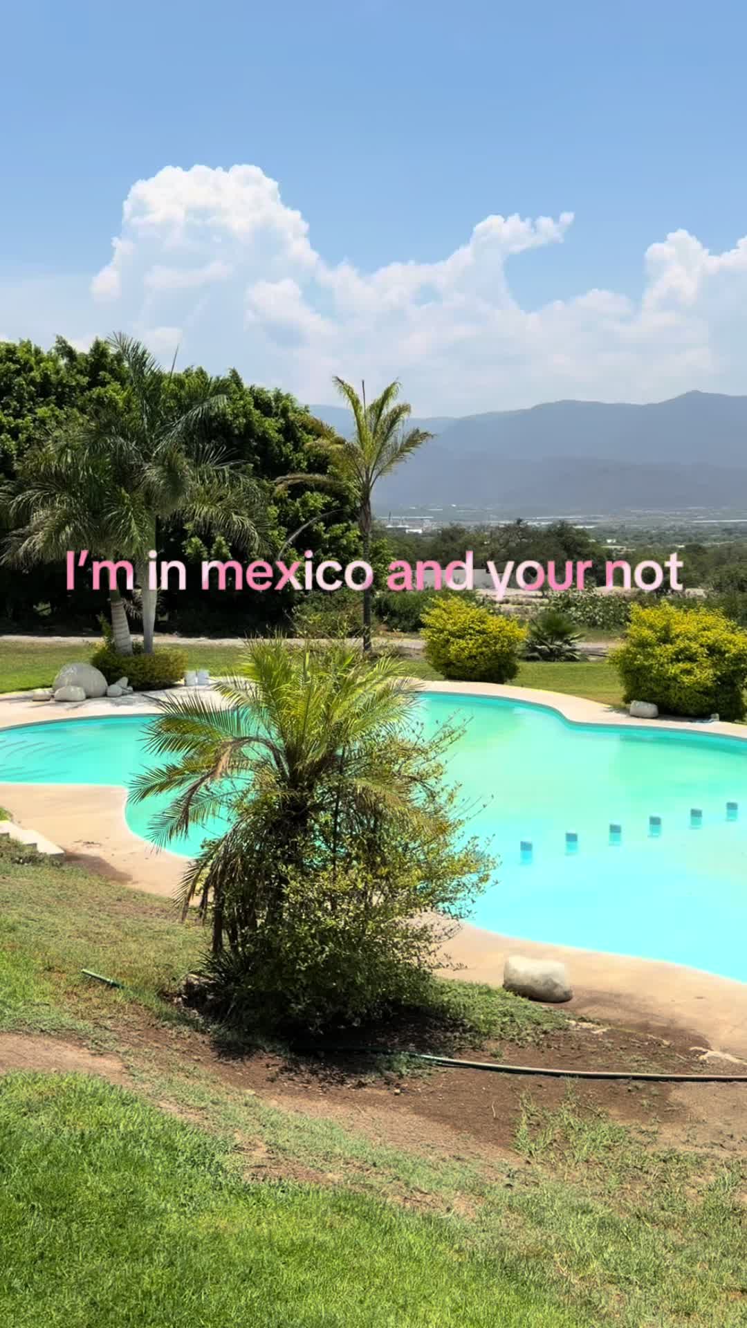 @𝒥