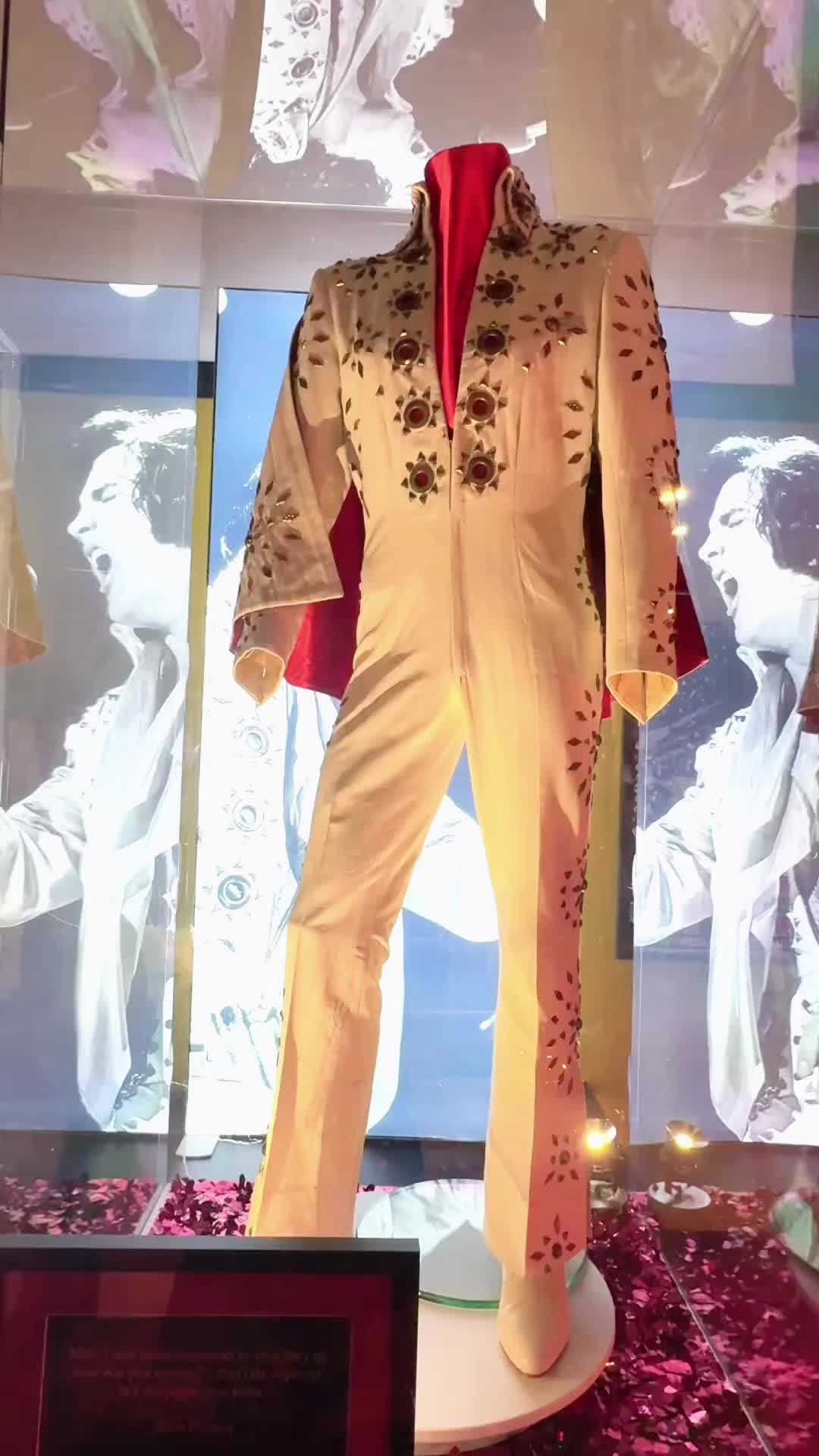 @lauren🩵🧿💋
