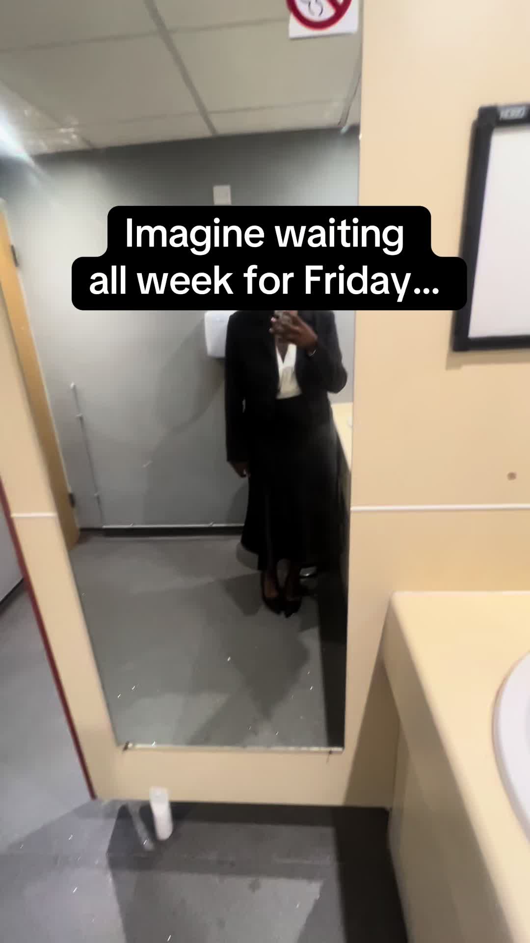 @Corporate Girl Side Income