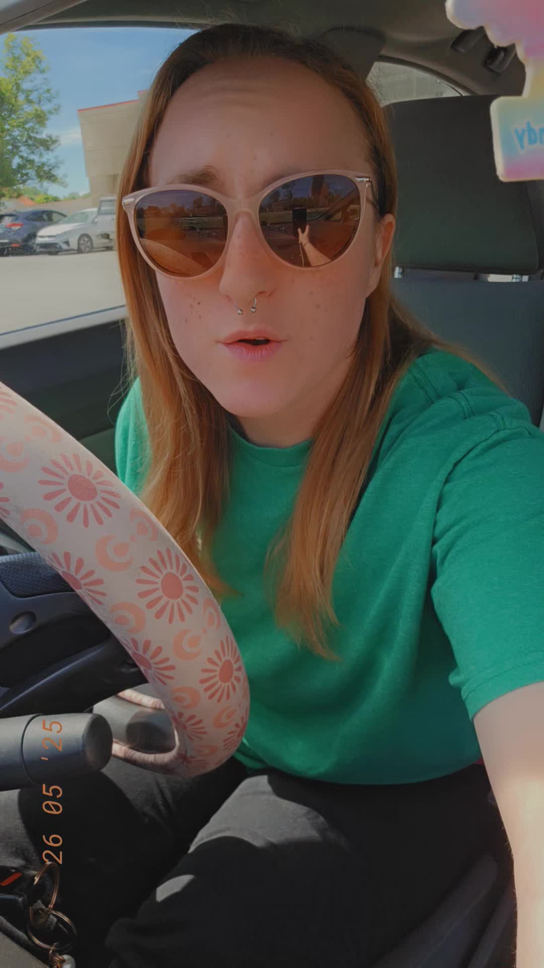 @Evee