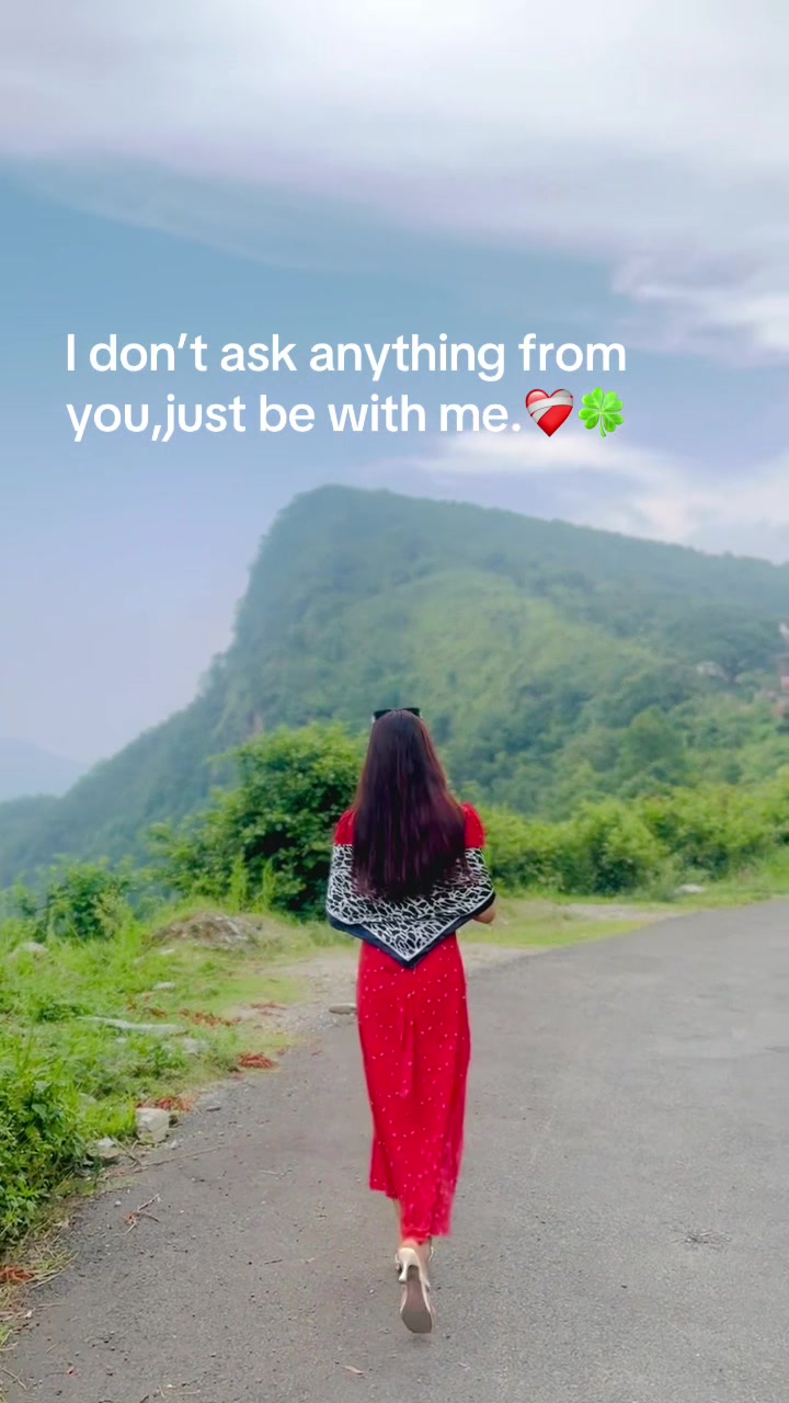 @jênny xeetri
