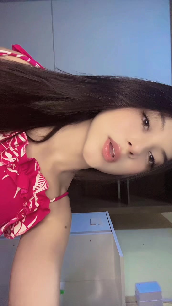 @claraa