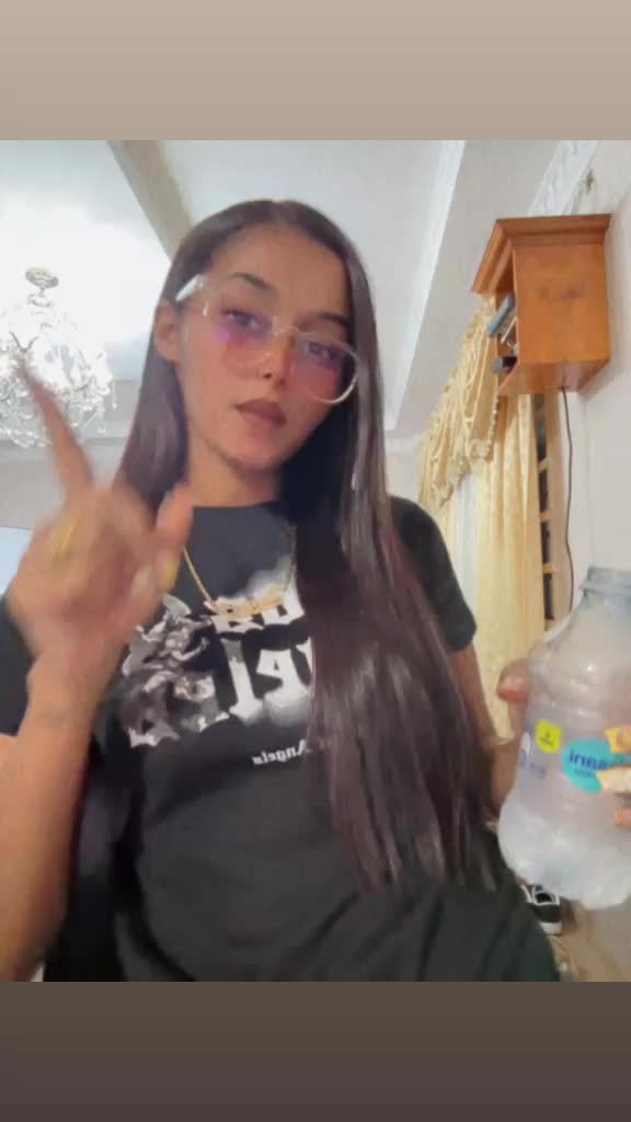 @ᵗⁱⁿᵃ ♡
