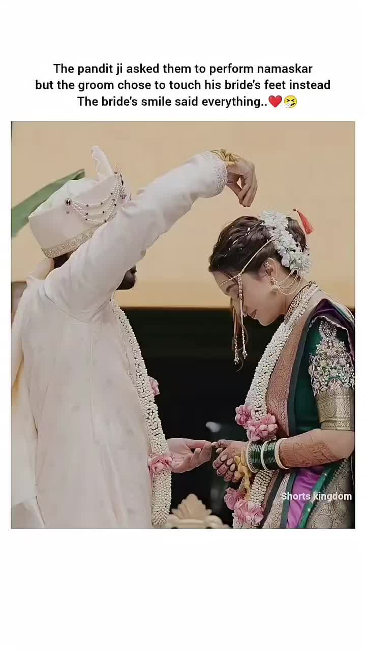 @@𝑩𝒐𝒍𝒍𝒚𝒘𝒐𝒐𝒅𝑬𝒓𝒂✨❤️