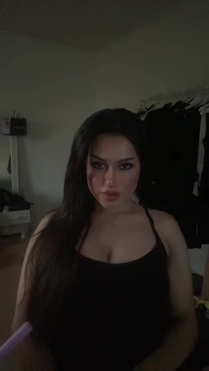 @Ana 👑
