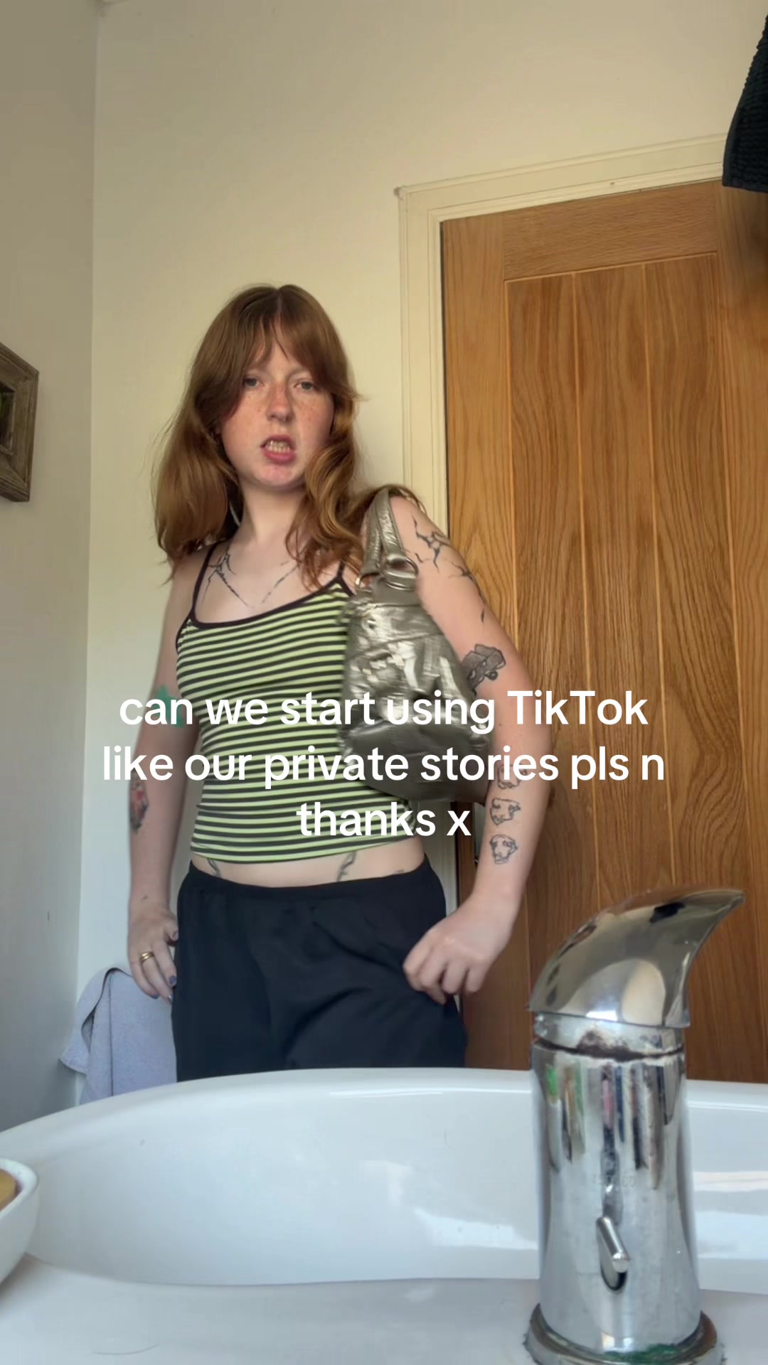 @serenaarmstrong_