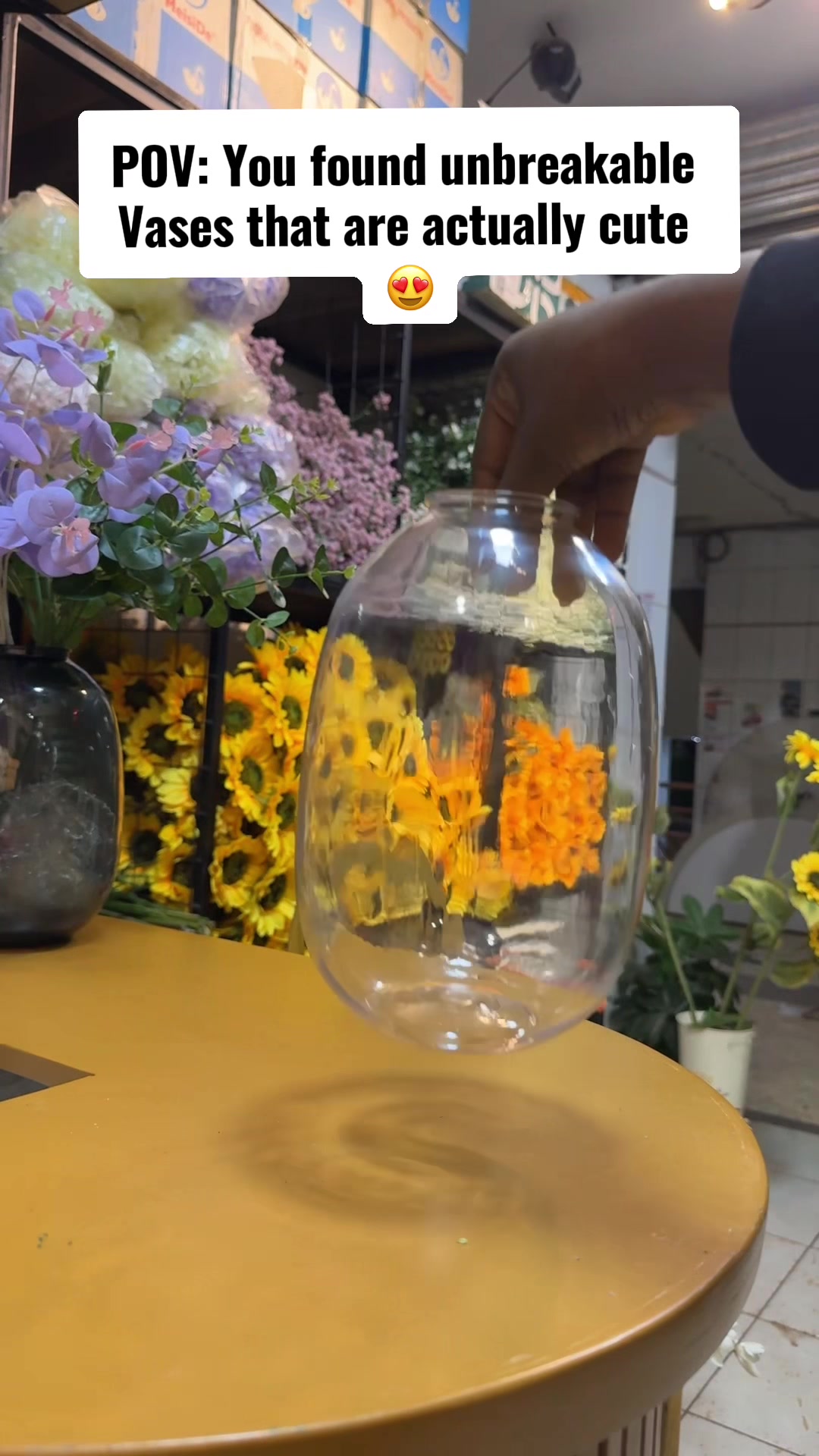 @Happy’s Flower Hub
