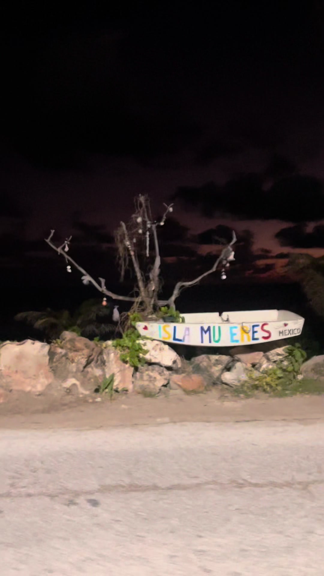 @Kenia Montserrat