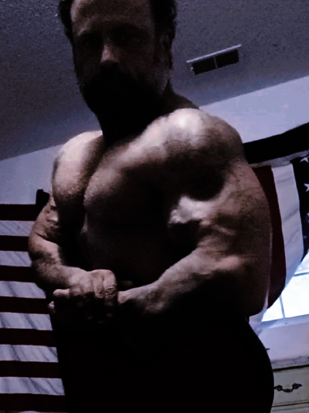 @Flesh_artist_1985