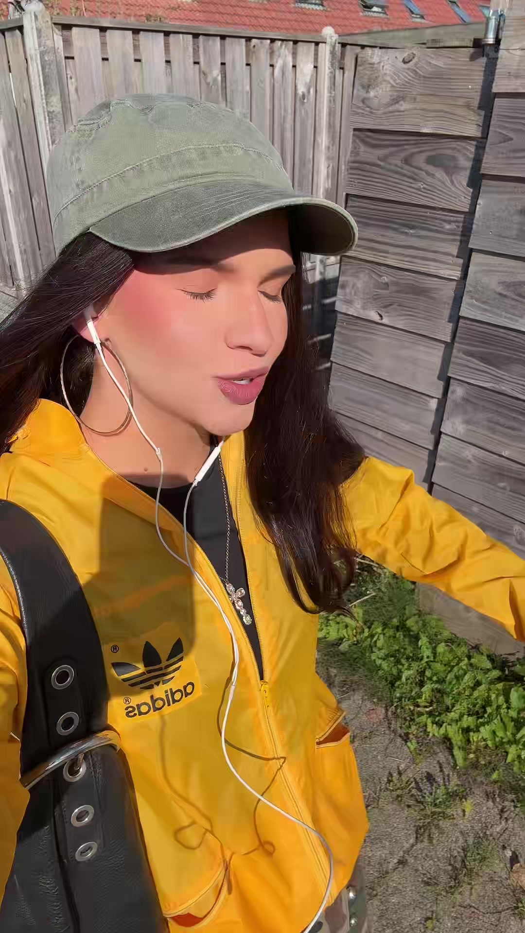 @J4D3