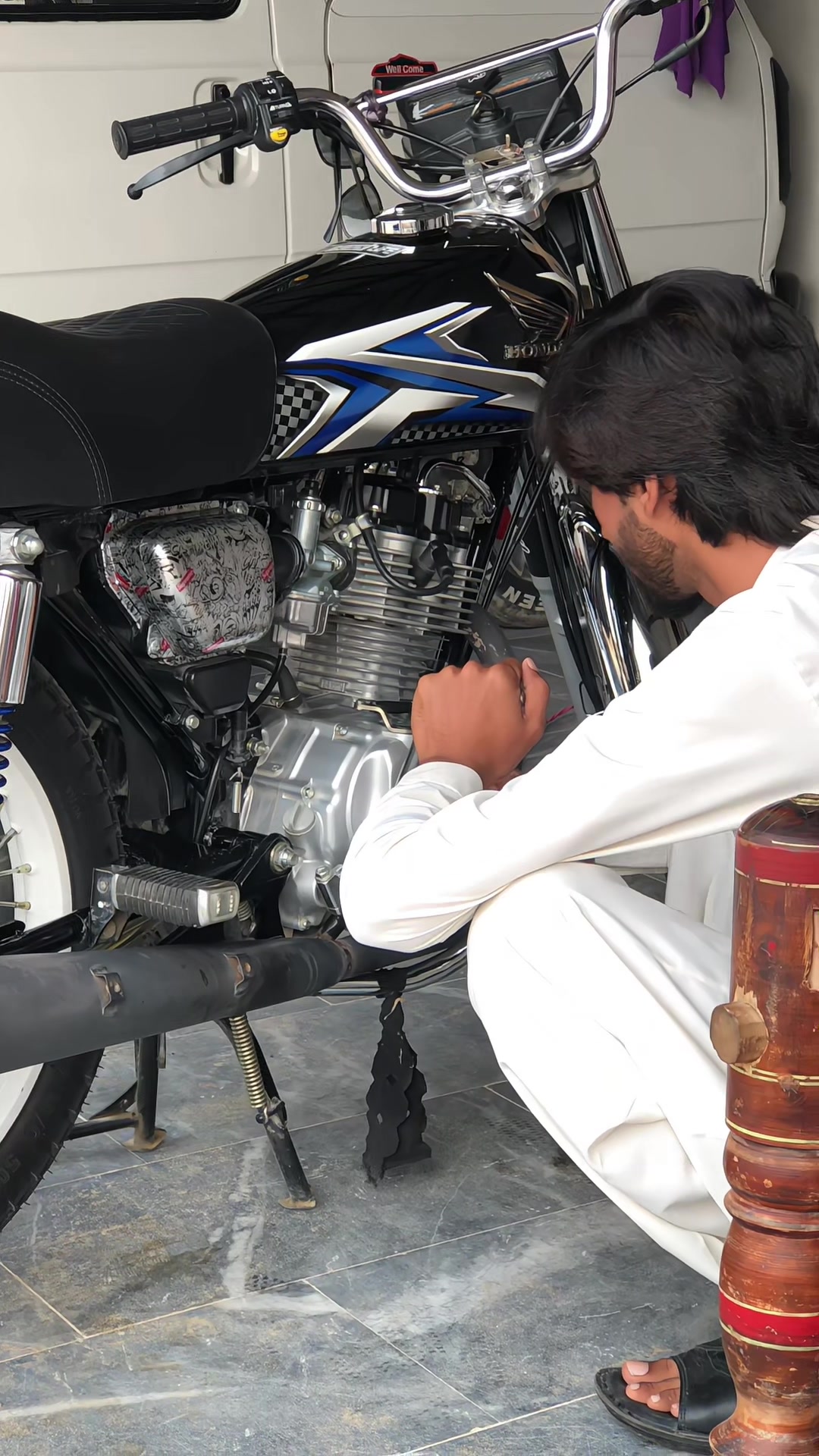 @مَلک زَادہ🥱