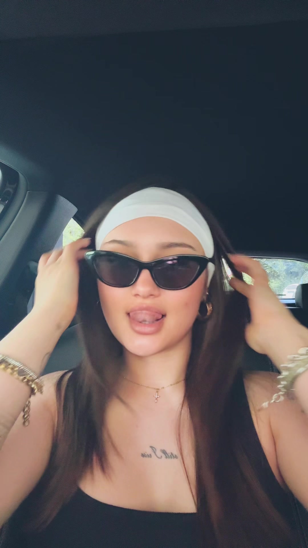 @leoniewplr