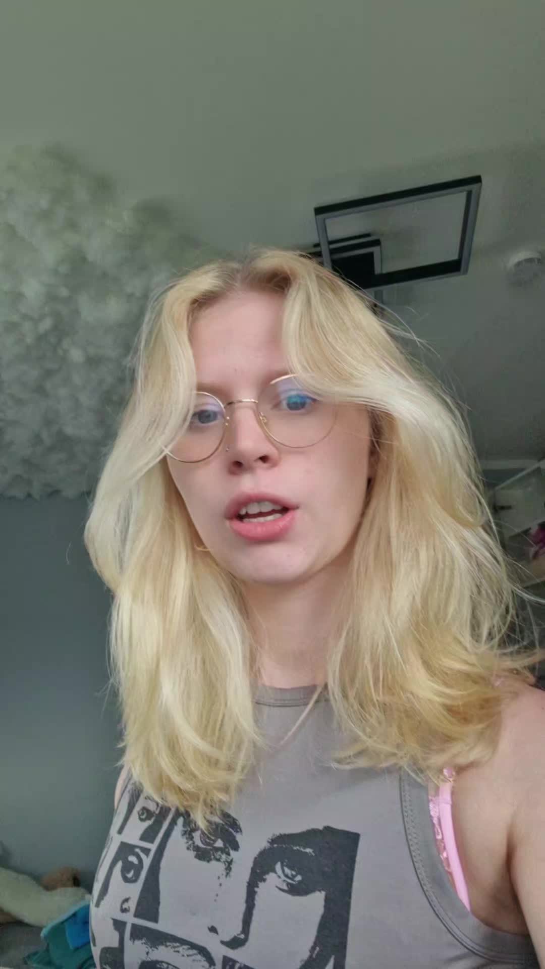 @leaslife18
