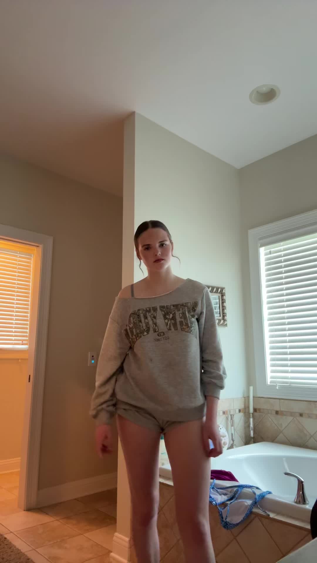 @Madi123