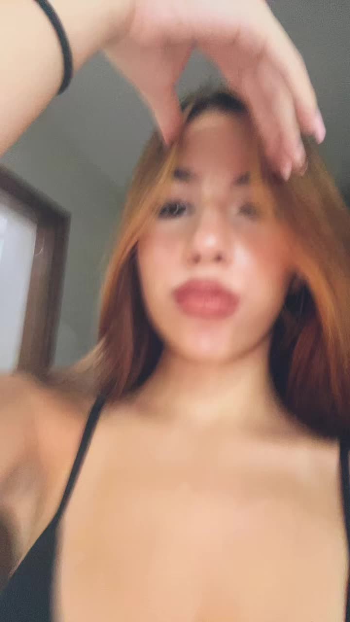 @a red🥰🍒🍒