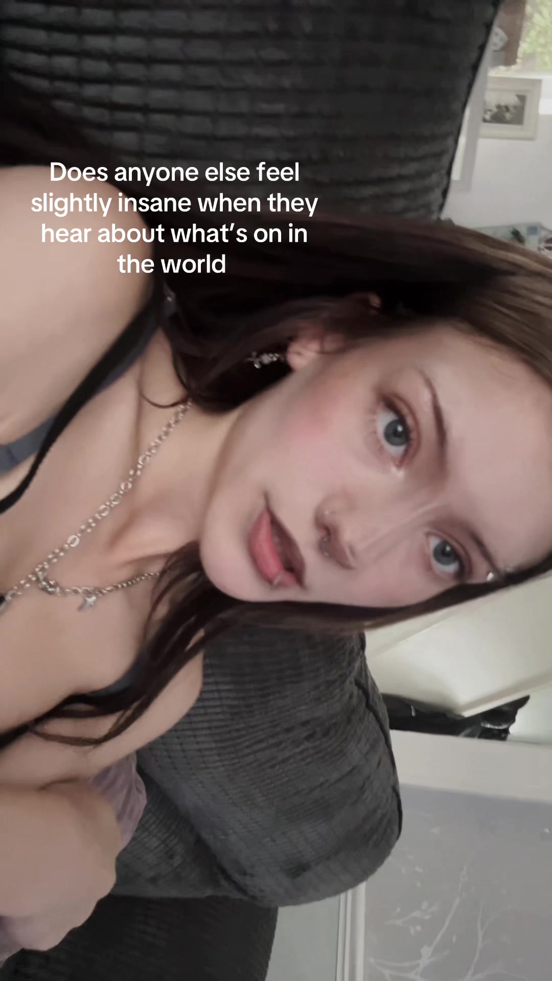 @LJ 🖤🧟&zwj;♀️🥀