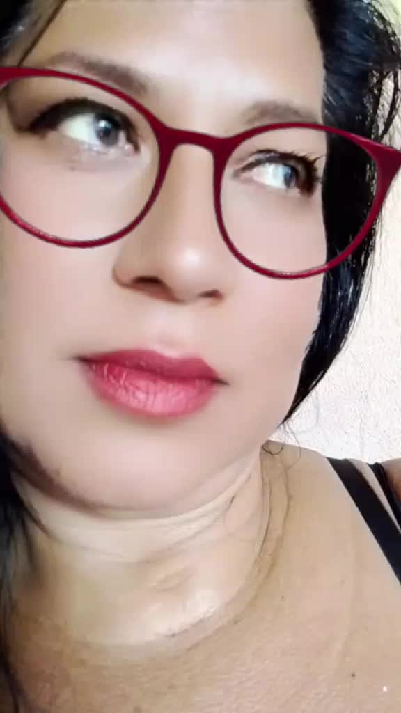 @Soy tu hembra .traviesa😋
