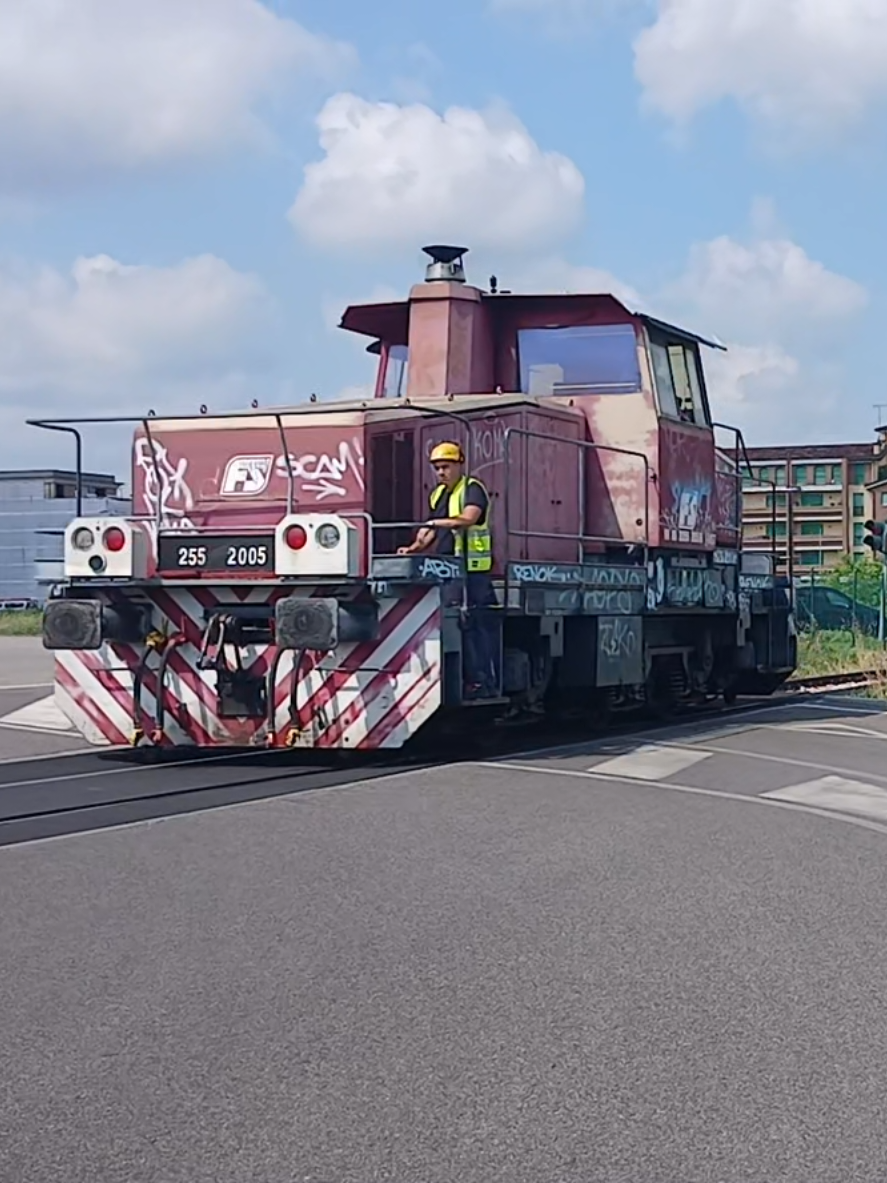 @Italian_trains