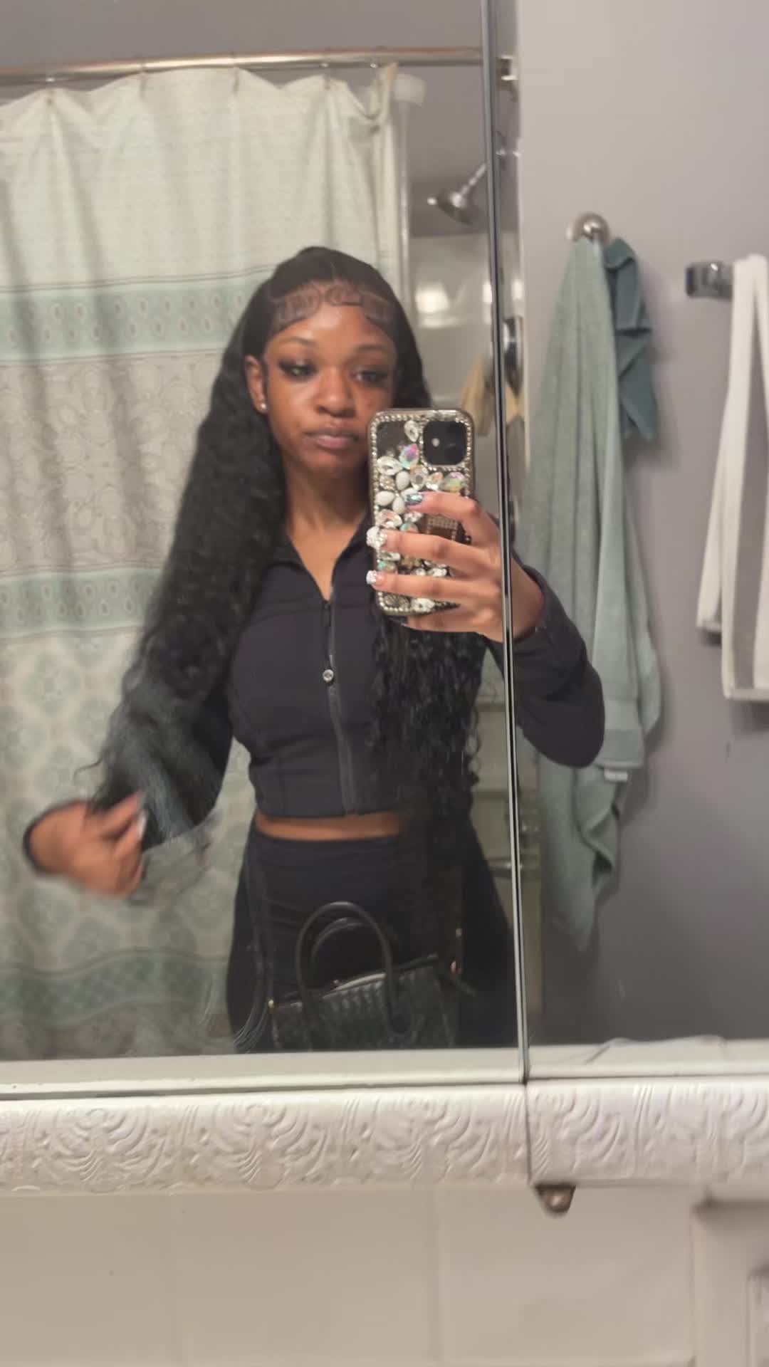 @👸🏾