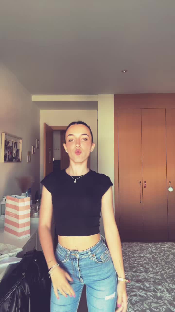 @Vanessa 🎀