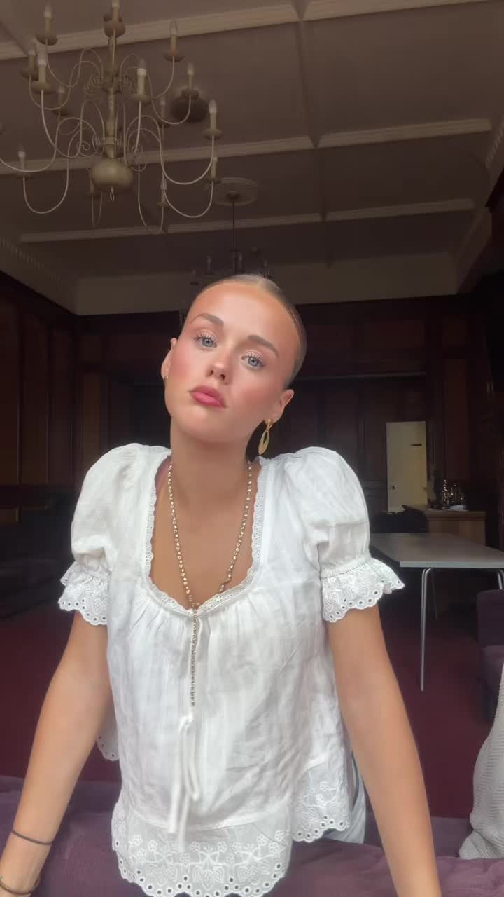 @️