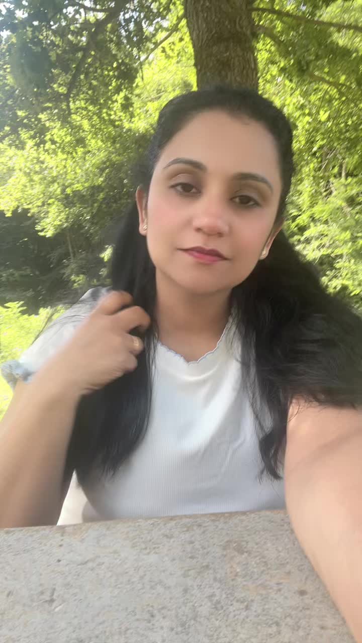 @leebamolvarghese