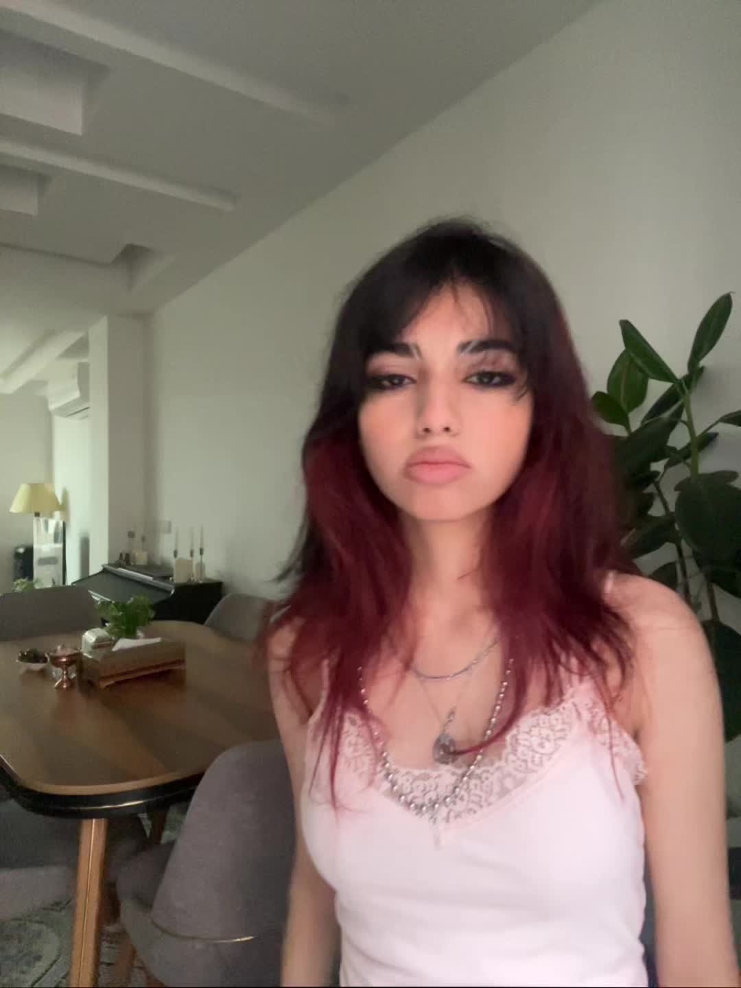 @Um