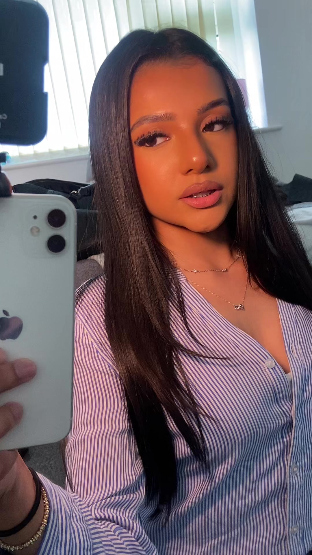 @7