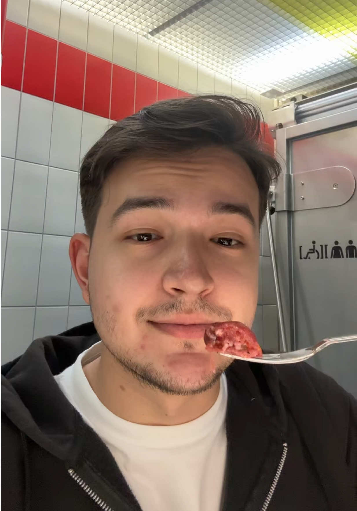 @Dan Has The Munchies